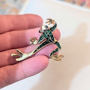 Vintage Gold Tone Green Enamel Leaping Frog Brooch Pin